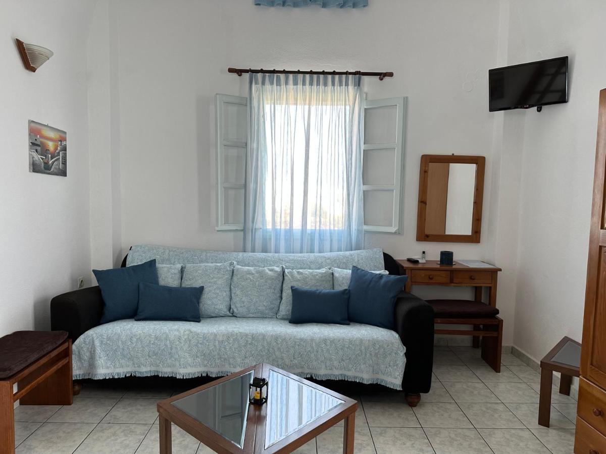 Hotel Paradisos Oia Kültér fotó