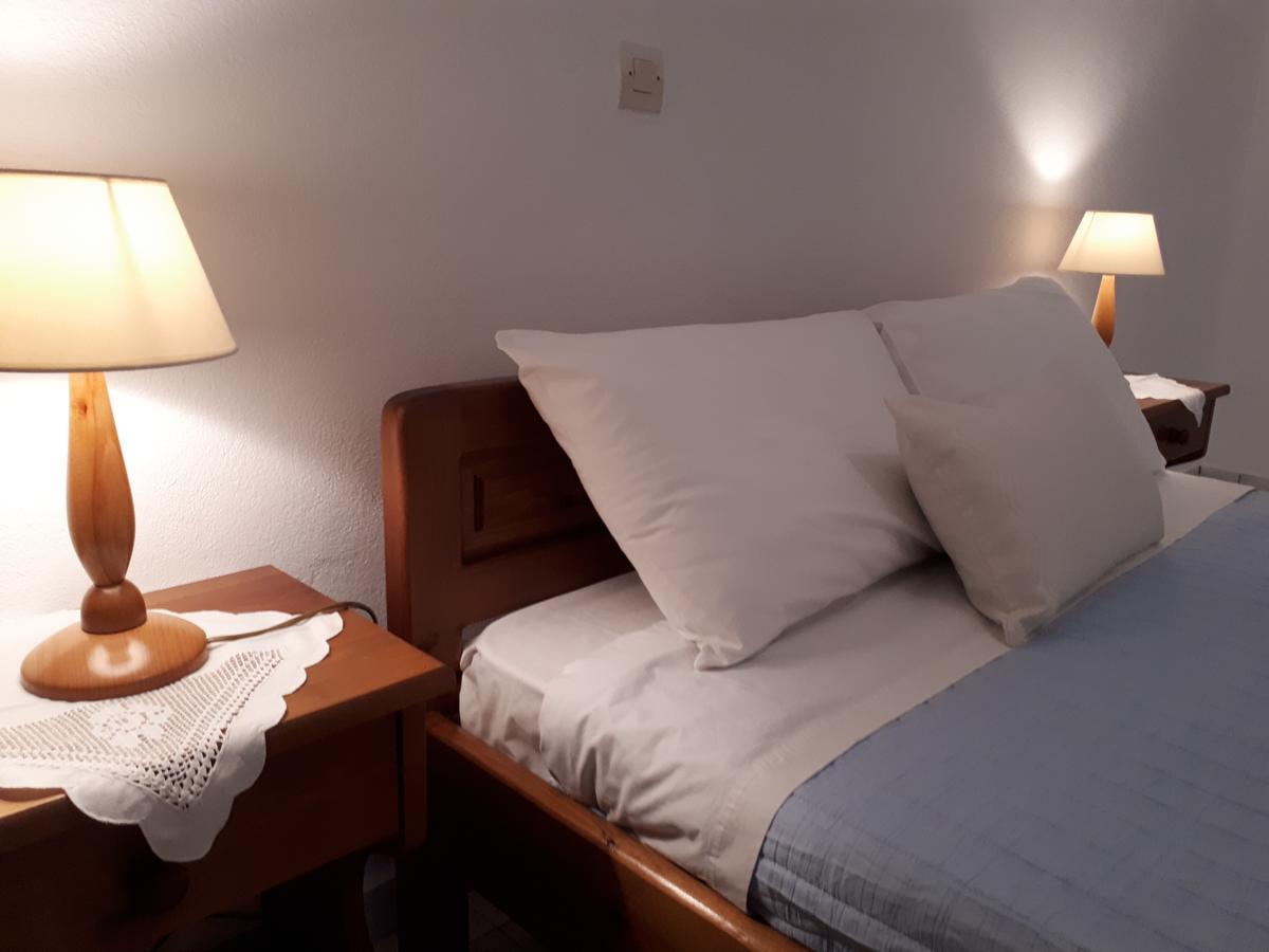 Hotel Paradisos Oia Kültér fotó