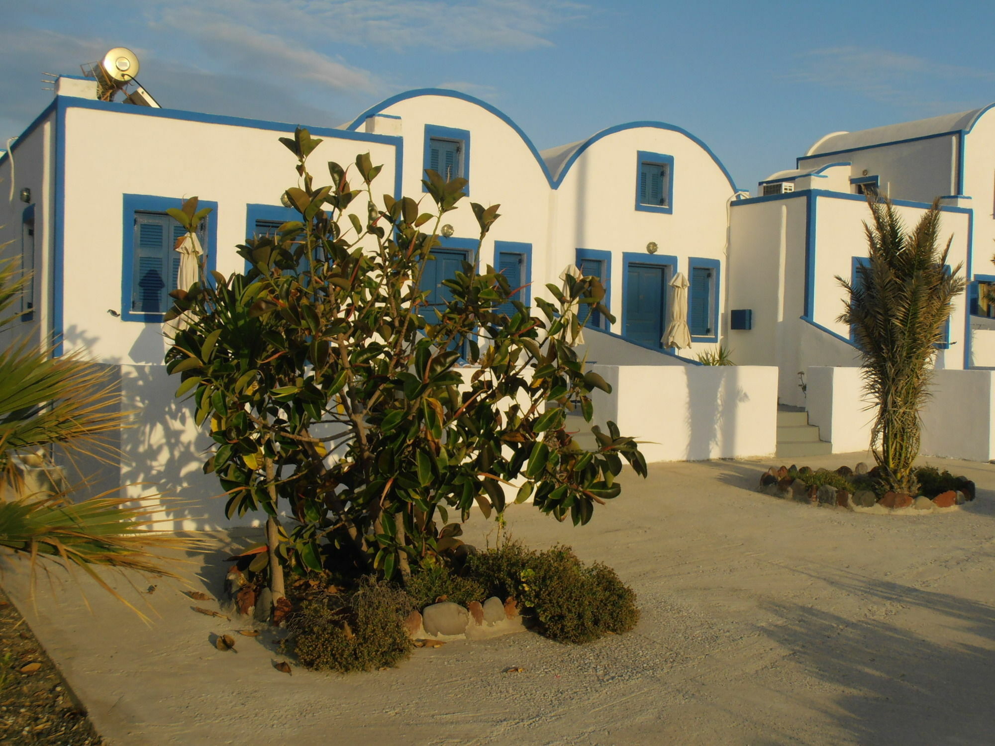 Hotel Paradisos Oia Kültér fotó